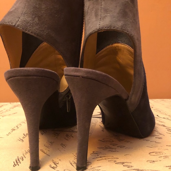 Nine West Suede peep toe ankle booties - Picture 5 of 8